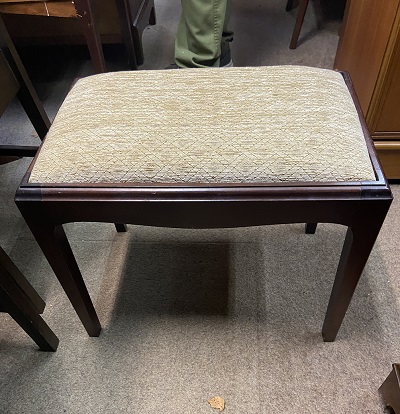 Stag minstrel 2025 stool